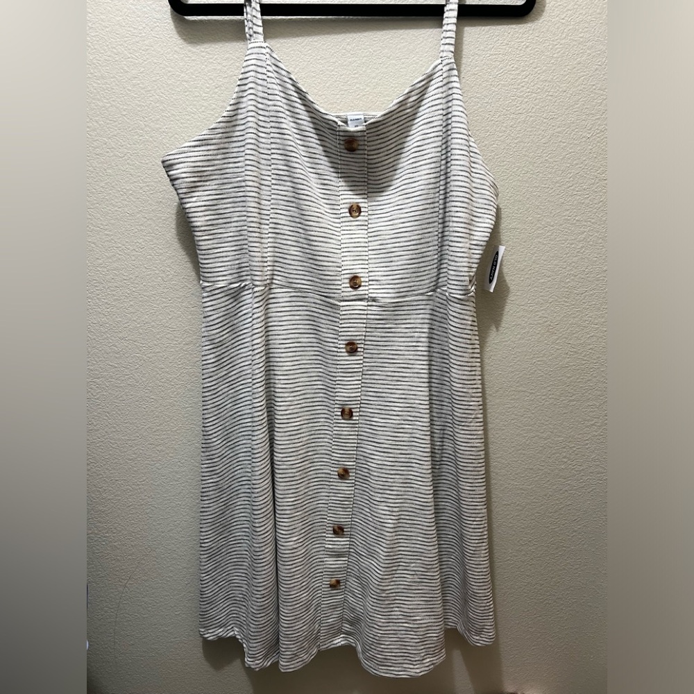 Nwt! Old Navy XXL black and white striped dress